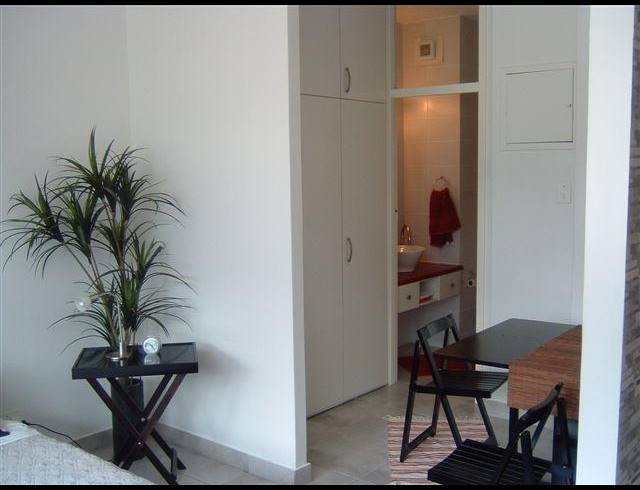 0 BEDROOM PROPERTY TO RENT IN ORANJEZICHT
